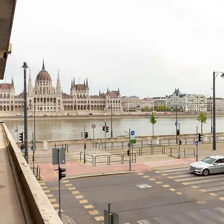 アパート Vintage Parlament View Riverside W Ac By Nw *