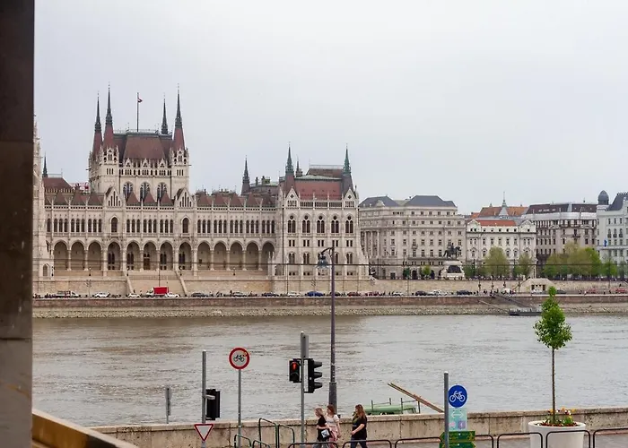 Vintage Parlament View Riverside W Ac By Nw * Budapeşte