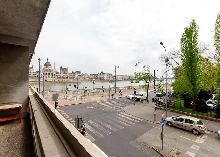 Vintage Parlament View Riverside W Ac By Nw Appartamento Budapest