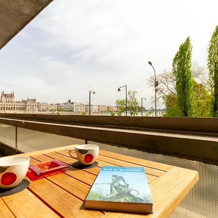 Vintage Parlament View Riverside W Ac By Nw Lejlighed